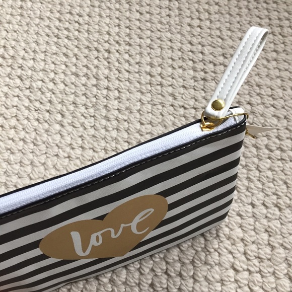 2/$10! NWT Fringe Studio “Love Stripes” pouch - Picture 6 of 9